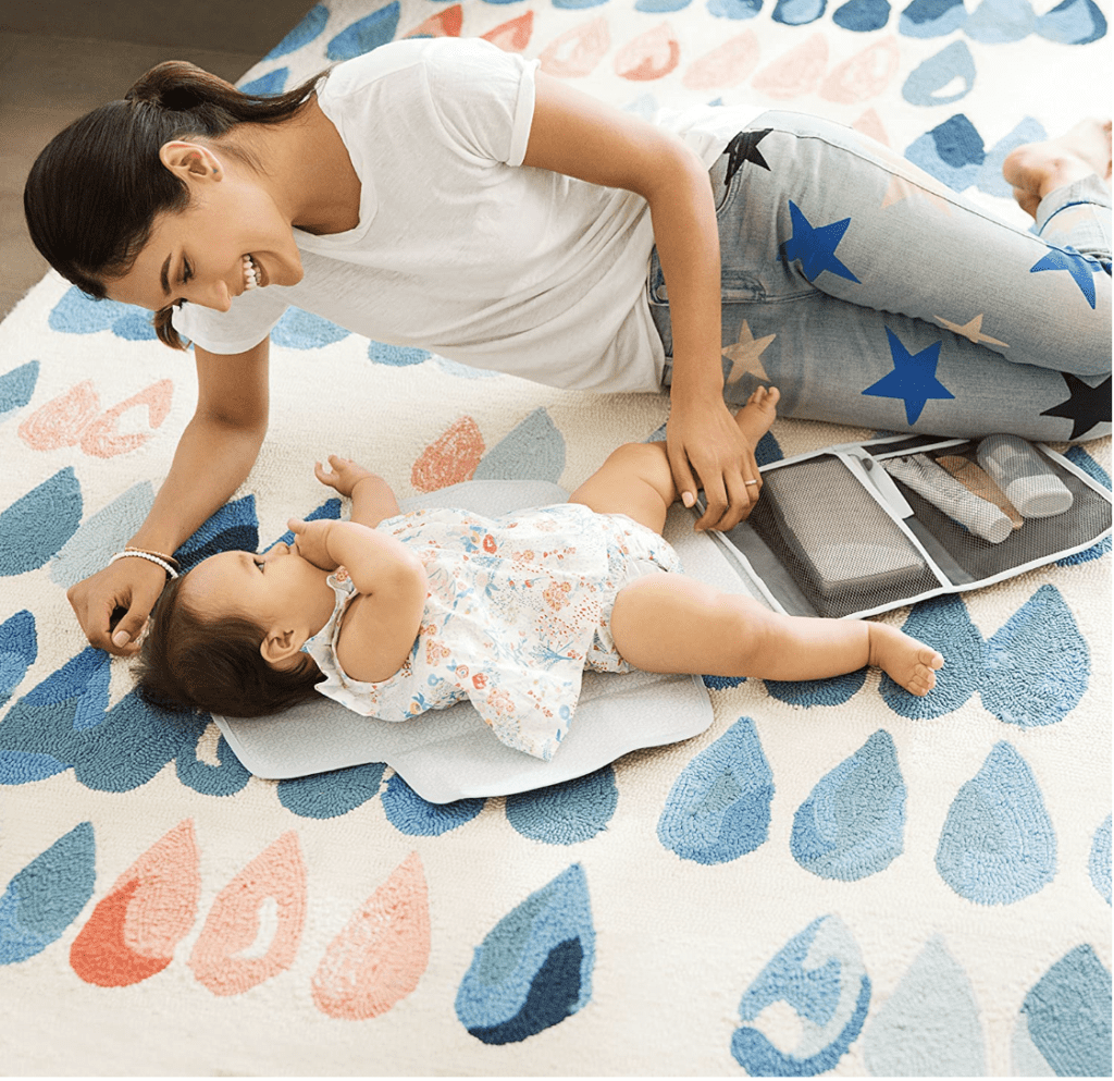 Portable Changing Pad by munchkin